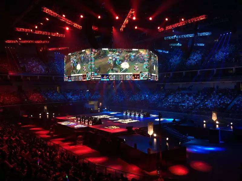 RNG DOTA2分部也倒了，队伍官宣队员几乎全阳